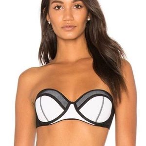 Kendall & Kylie bathing suit top